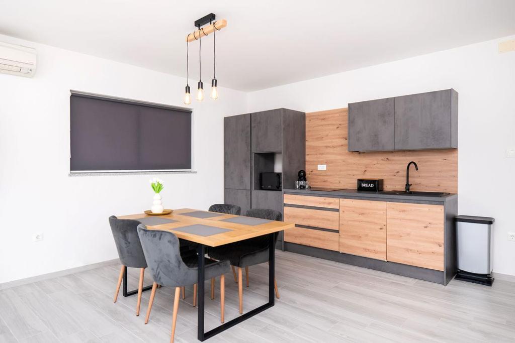 Apartments Grubisic - Sibenik - Parking Included Екстер'єр фото