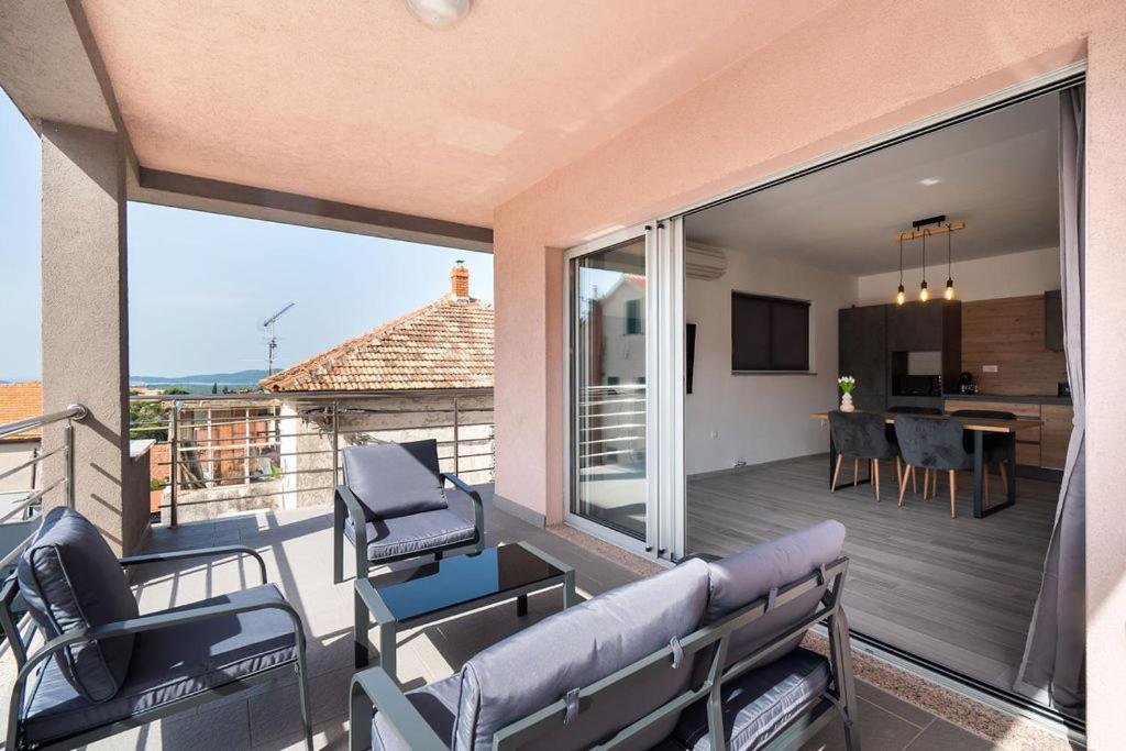 Apartments Grubisic - Sibenik - Parking Included Екстер'єр фото