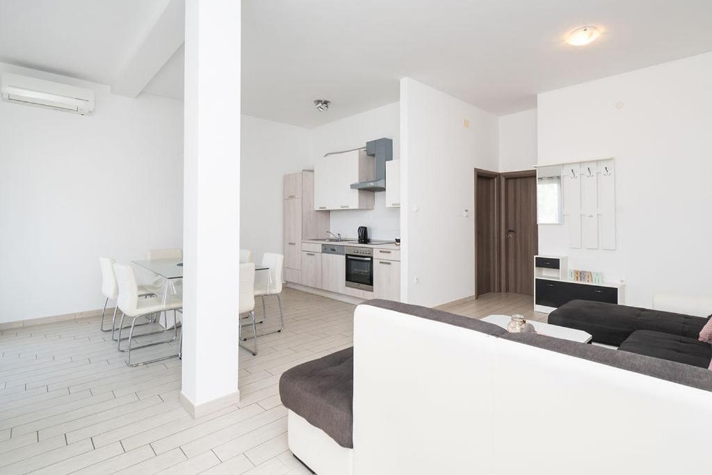 Apartments Grubisic - Sibenik - Parking Included Номер фото