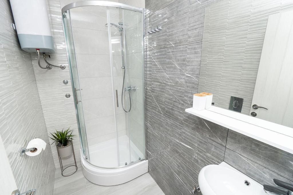 Apartments Grubisic - Sibenik - Parking Included Номер фото